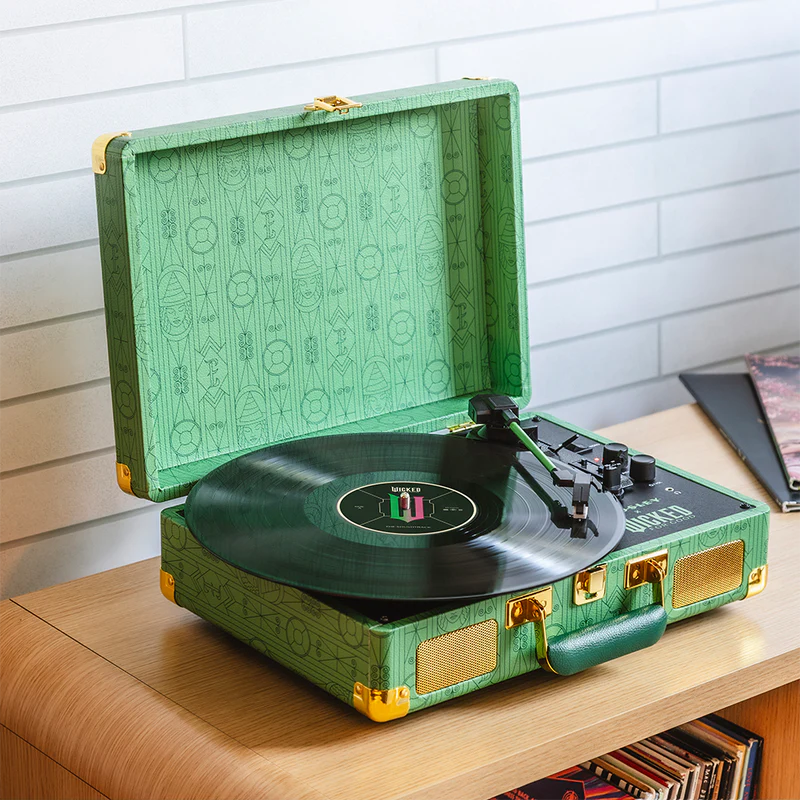 Wicked Crosley Cruiser Turntable