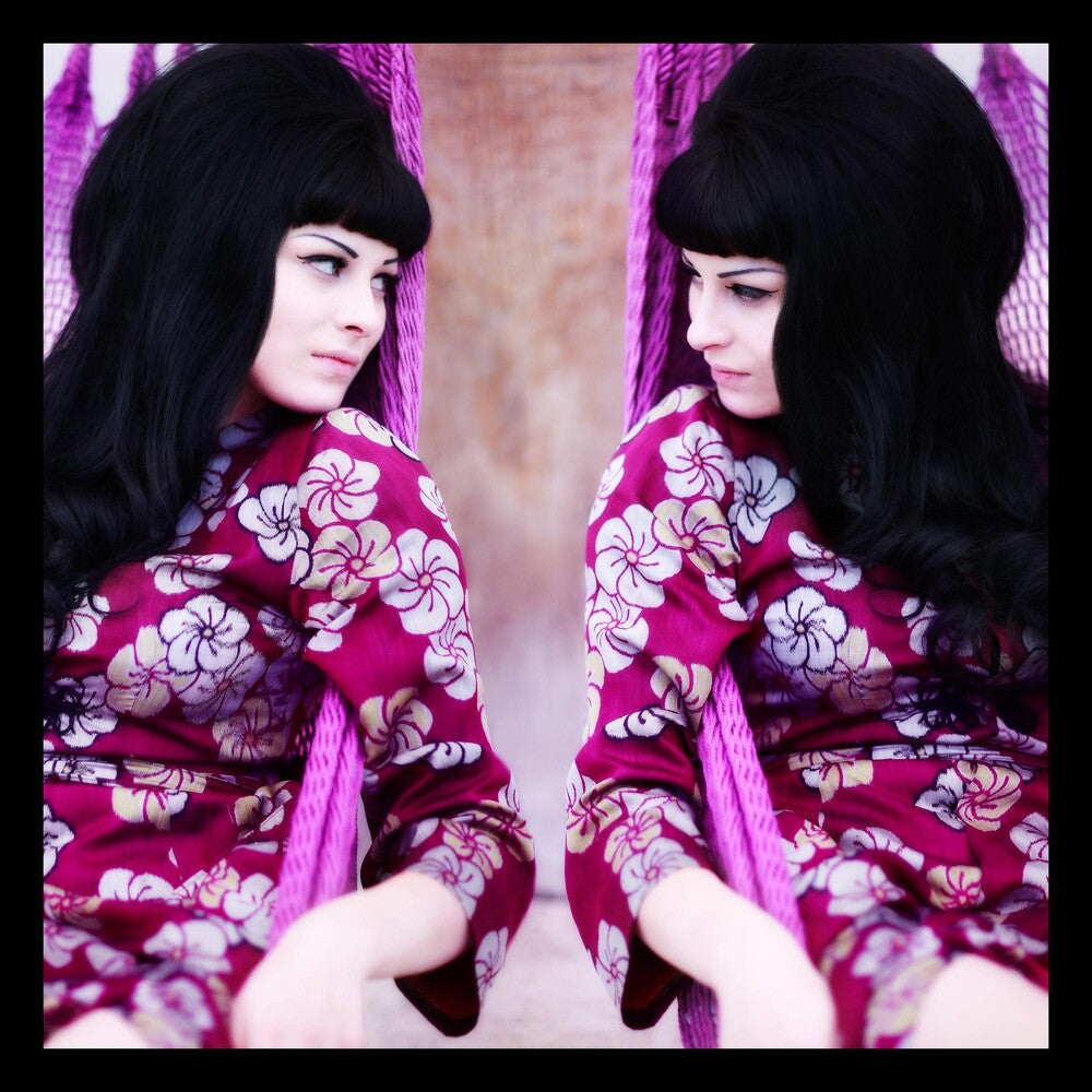 the album cover for Olivia Jean - Bathtub Love Killings [Vinyl]