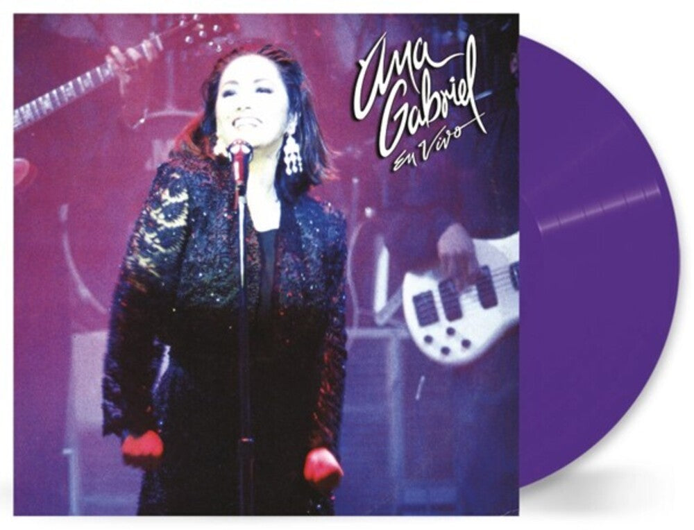 the album cover for Ana Gabriel - En Vivo